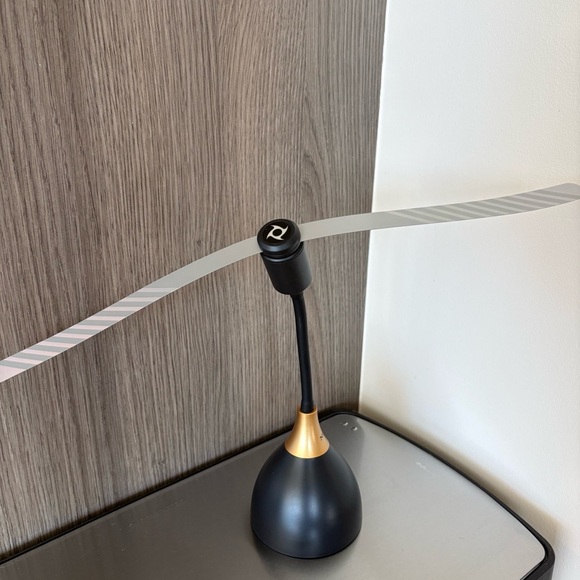 Gooseneck Fly Fan - Black and Gold - Picture 1 of 12